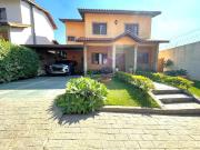 Casa em Jardim Ana Estela, Carapicuíba/SP de 250m² 3...