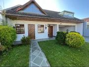 Casa em Jardim Botânico, Curitiba/PR de 480m² 4 quartos...