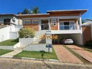 Casa em Jardim Coleginho, Jacareí/SP de 255m² 3 quartos...