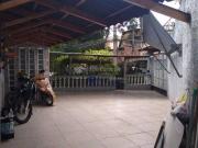 Casa em Jardim Flor da Montanha, Guarulhos/SP de 200m² 2...