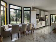 Casa em Jardim Guaçu, São Roque/SP de 223m² 4 quartos à...