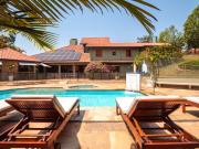 Casa em Jardim Meny, São Roque/SP de 630m² 5 quartos à... Casa em Jardim Meny, São Roque/SP de 630m² 5 quartos à...
