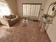 Casa em Jardim Pereira do Amparo, Jacareí/SP de 187m² 2...