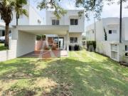 Casa em Jardim Pioneira, Cotia/SP de 167m² 3 quartos à...