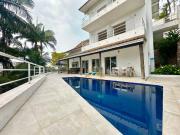 Casa em Jardim Três Marias, Guarujá/SP de 540m² 4...