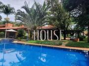 Casa em Lago Azul à venda em condomínio de alto padrão...