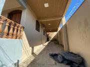CASA EM LOTE 180m2