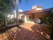 Casa em Loteamento Caminhos de São Conrado Sousas,...