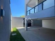 Casa em meio lote com 270 m² de área construída, espaço... Casa em meio lote com 270 m² de área construída, espaço...