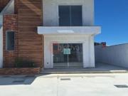 Casa em Miguel Couto, Cabo Frio/RJ de 105m² 4 quartos à...