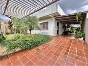 Casa em Monte Castelo, Campo Grande/MS de 216m² 2...