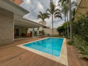 Casa em, / de 360m² 4 quartos à venda por R$ 2.349.000,00