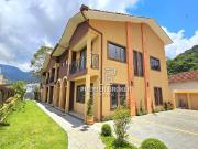 Casa em Nossa Senhora de Fátima, Teresópolis/RJ de 116m²...
