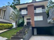Casa em Nossa Senhora do Carmo, Arujá/SP de 250m² 3...