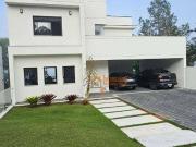 Casa em Nossa Senhora do Carmo, Arujá/SP de 300m² 3...