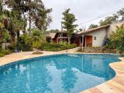 Casa em Parque Dom Henrique, Cotia/SP de 950m² 4 quartos...