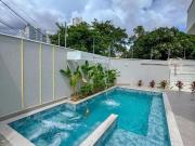 Casa em Plano Piloto, Brasília DF em condomínio com 4...