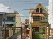 Casa em Porto Alegre, no bairro Camaquã, com 4...