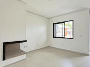 Casa em Porto Alegre, no bairro Hípica, com 3 dormitório...