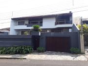 Casa em Quebec, Londrina/PR de 421m² 5 quartos à venda...