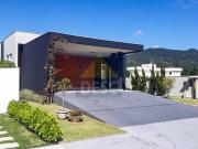 Casa em Rio Pequeno, Camboriú/SC de 187m² 3 quartos à...