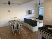 Casa em Rua Bartolomeu Bueno da Silva Martim de Sá...