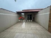 Casa em Rua dos Pescadores Jardim Praia Grande Mongaguá/SP