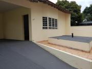 Casa em Rua Grafita Waldemar Hauer Londrina/PR