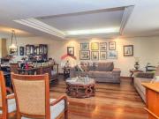 Casa em Rua Guararapes Petrópolis Porto Alegre/RS