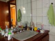 CASA EM RUA PARTICULAR COM 4 DORMITÓRIOS