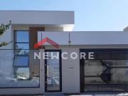 Casa em Rua Pioneiro Geraldo Portela Bom Jardim Maringá/PR