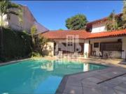 Casa em São Francisco, Niterói/RJ de 685m² 4 quartos à...