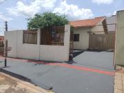 Casa em Santa Mônica, Londrina/PR de 161m² 5 quartos à...