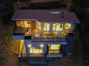 Casa em Santo Antônio do Pinhal Com 355 m2 de área privativa