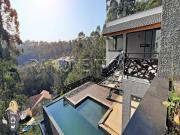 Casa em Serra dos Cristais de 551m², com 4 dormitórios e...