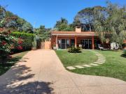 Casa em Taboleiro Verde, Cotia/SP de 250m² 3 quartos à...