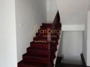Casa em Ãtima LocalizaÃ§Ã£o Jd Leonor 900 mÂ² de terreno