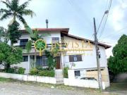 Casa em Trindade, Florianópolis/SC de 286m² 6 quartos à...