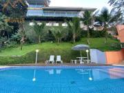 Casa em Ubatuba à venda. Condomínio no Lázaro. 6 suítes