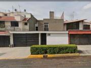 Casa em venta en Paseo de Taxqueña, Coyoacán. CDMX