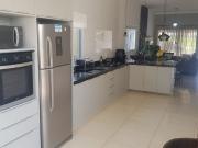 Casa em Vila Guedes, Jaguariúna/SP de 194m² 4 quartos à...