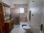 Casa em Vila Gumercindo com 450m²