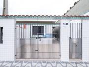 Casa em Vila Nossa Senhora de Fátima, São Vicente/SP de...