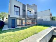 Casa em Vila São Francisco, Cotia/SP de 230m² 3 quartos...