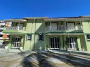 CASA EM VILLAGIO COM 2 SUÍTES E 2 VAGAS EM BERTIOGA/SP