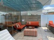 Casa en 1ra fila con piscina y a pasos de la playa