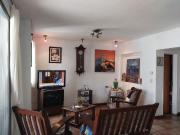 Casa en 2 plantas al frente con parque 3 dormitorios con...