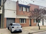 Casa en 8 entre 37 y 38