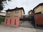 Casa En Abisinia Con Calle Israel Maipú