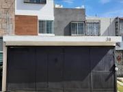 CASA EN ACUEDUCTO SAN JAVIER